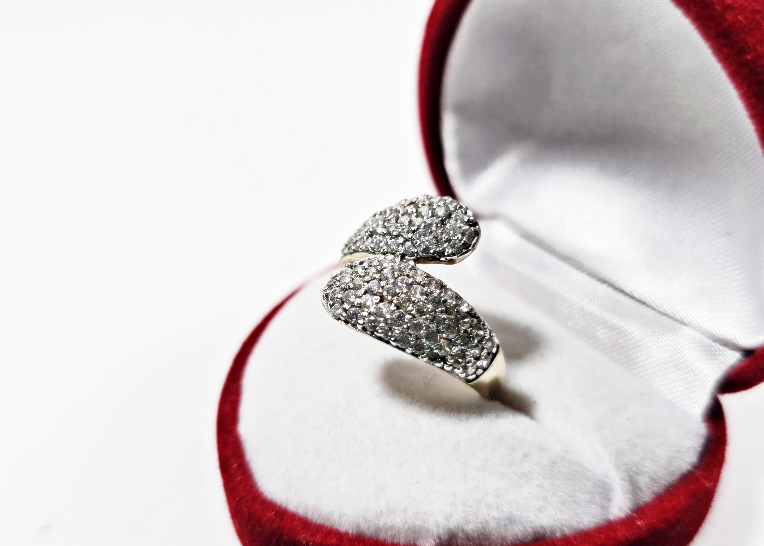 Złoty pierścionek pr585 14K 3.00g R17