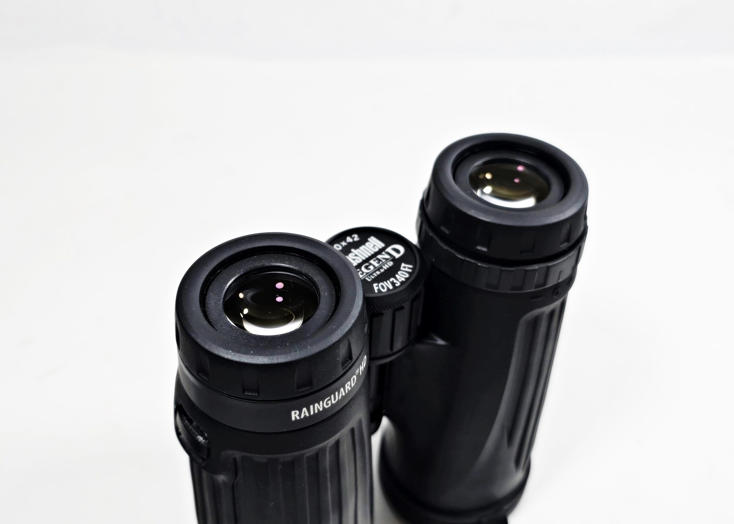 Lornetka Bushnell Legend Ultra HD 10x42