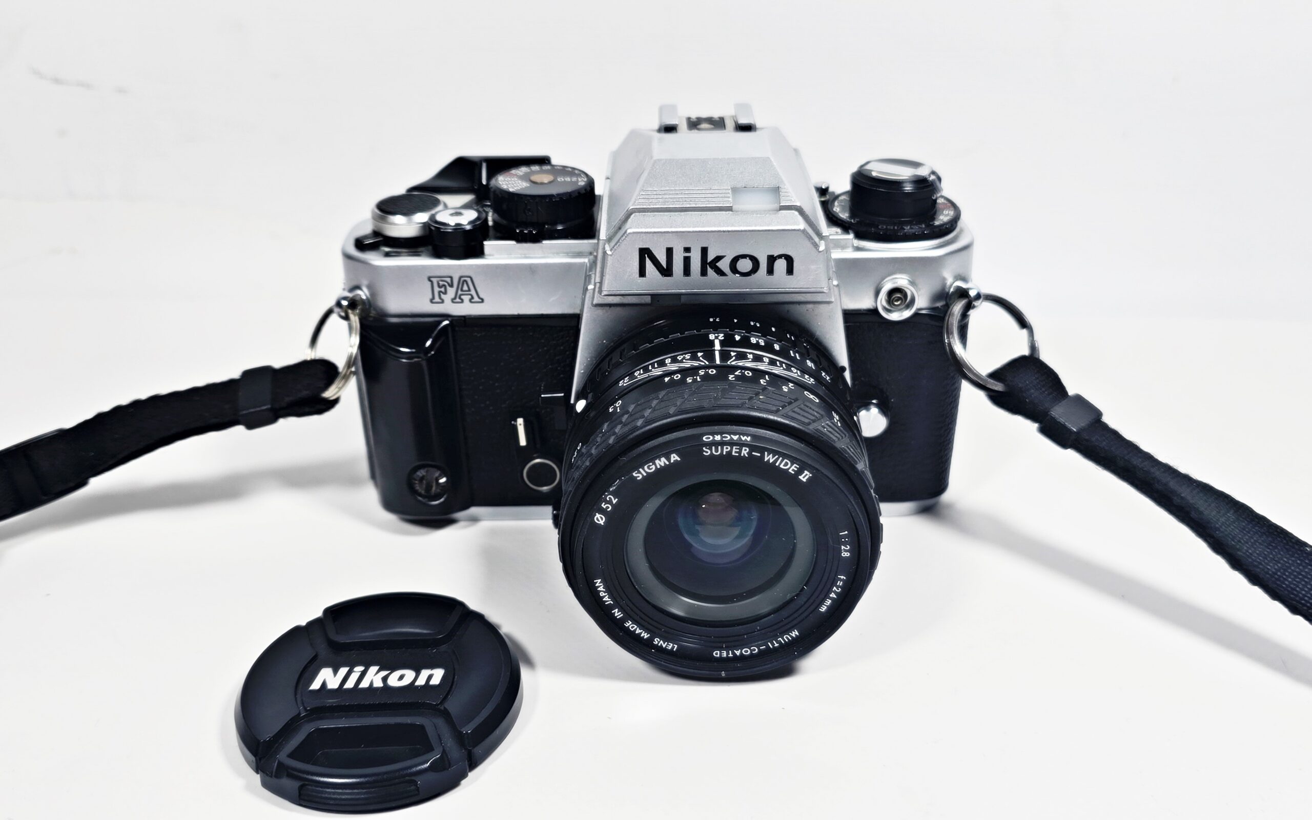 Analogowa lustrzanka Nikon FA