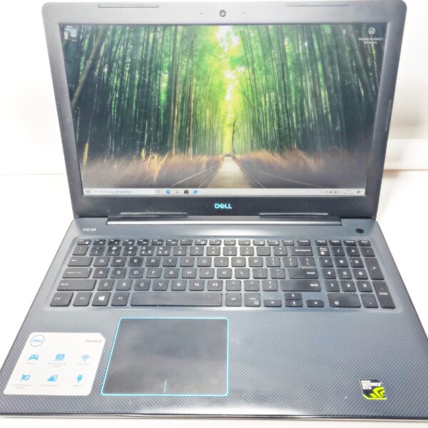Laptop Dell g15 i5-8300H/16GB /Win10 GTX1050