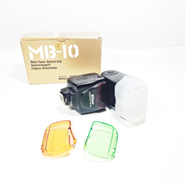 Lampa błyskowa Nikon SB-700