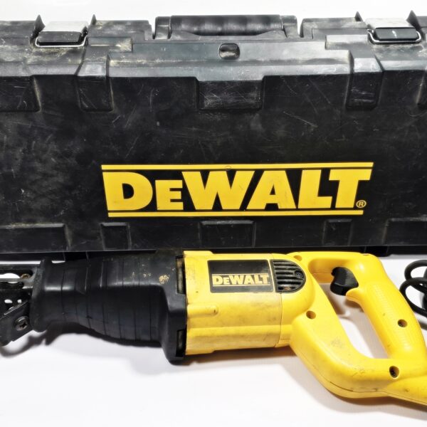 Piła szablasta DeWalt DW303