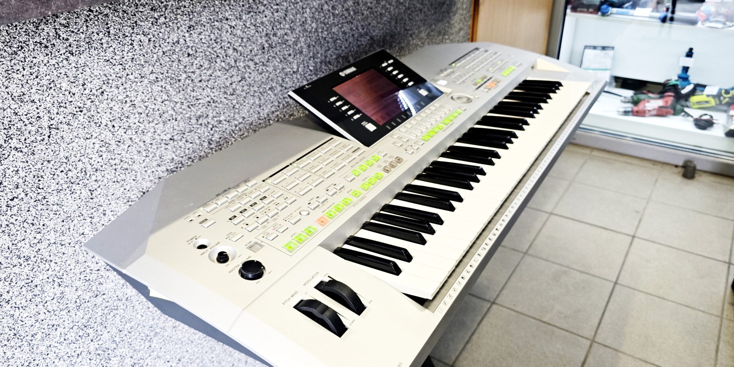 Yamaha TYROS 2