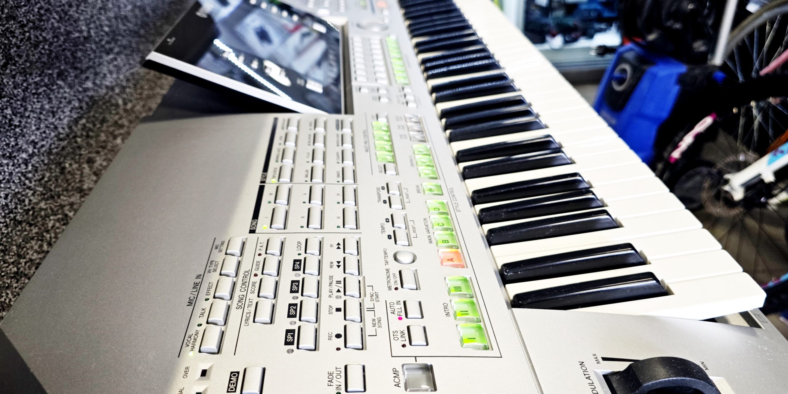 Yamaha TYROS 2