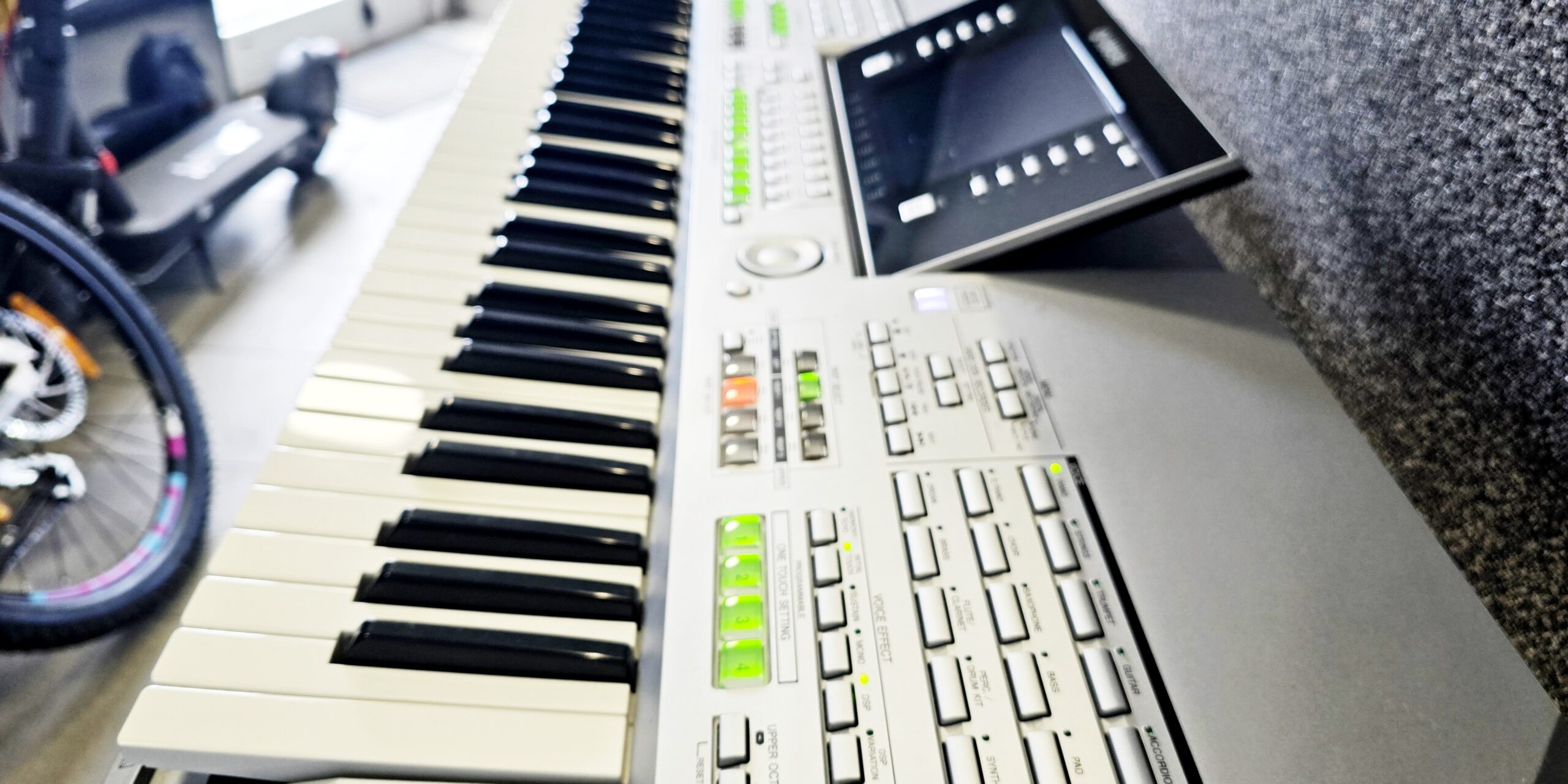 Yamaha TYROS 2
